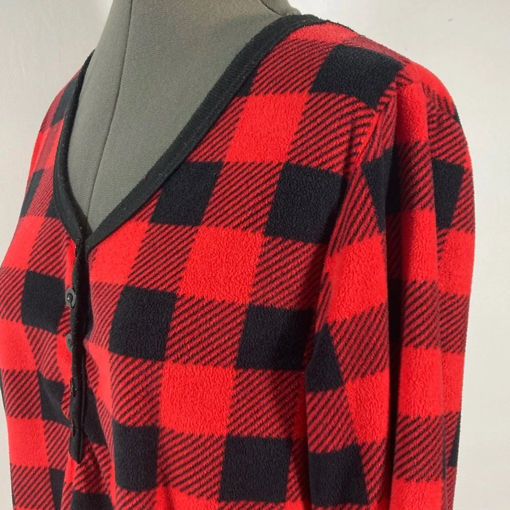 Arctic Trail Top Women Size XL Red & Black Fleece V Neck Cozy Relaxed Fit - Picture 5 of 8